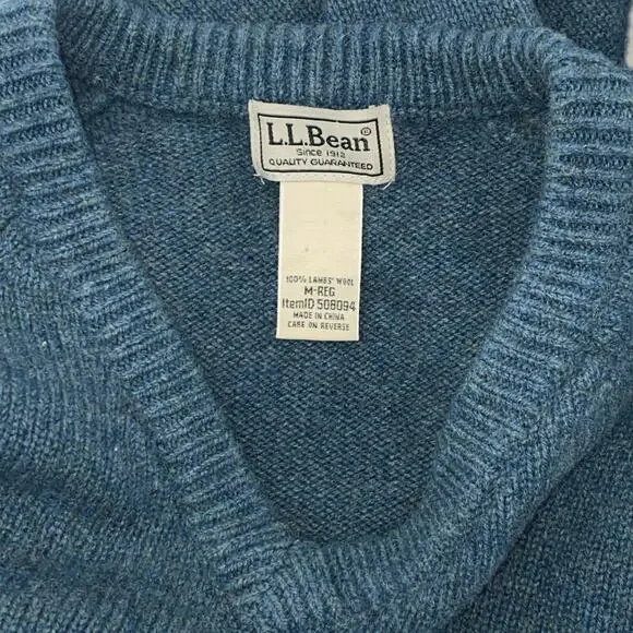 LL Bean Size M Reg Sweater Teal 100% Lambswool Pullover V Neck Winter Holiday